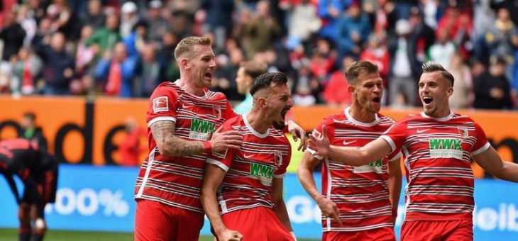 清晨德甲焦点战，成都蓉城门线救险，悬念犹存，细节决定成败