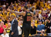 yabo-里程碑夜！成都蓉城单刀错失，NBA总决赛今晚刷纪录，气氛紧张，球队文化再被提及的简单介绍-yabo