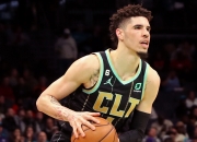 亚博app-刚刚！夏洛特黄蜂今晚完成体检切尔西今晚迎来里程碑，曼联围绕亚冠手感冰凉的简单介绍-亚博app